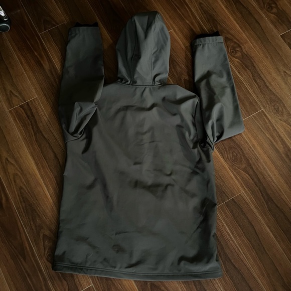 Mens soft shell jacket with thumbholes - Picture 2 of 3
